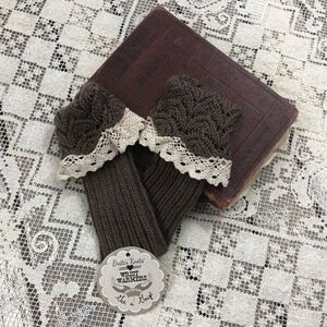 Britt's Knits Wrist Warmers OS